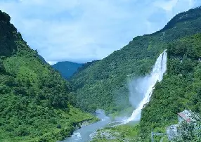 Explore Northeast India's Beauty with Hd Travels